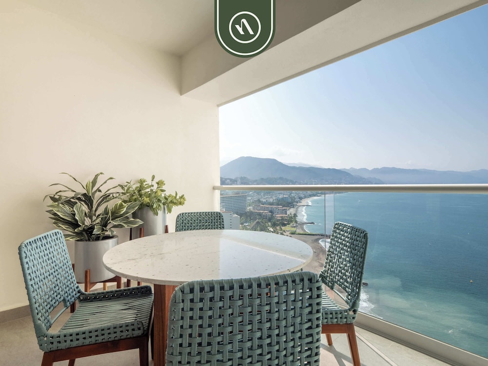 Amazing Apt With Ocean View - King Bed