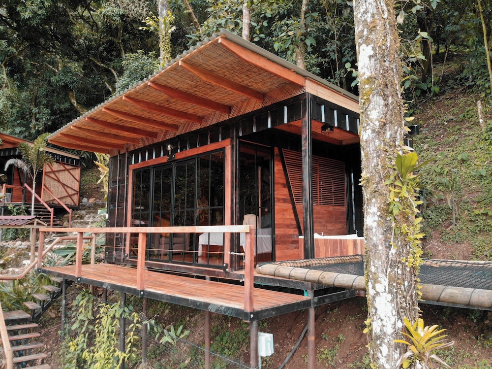 Waira Ecolodge