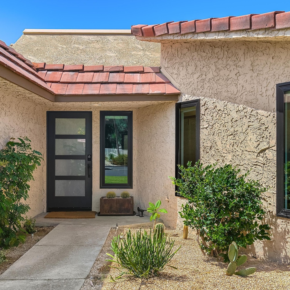 Cccc Gorgeous Remodel With Stellar Views