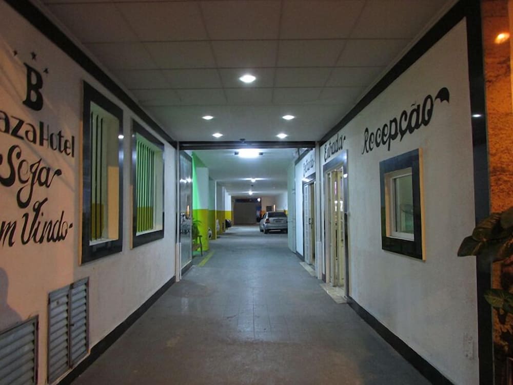 Hotel B Plaza - Image 1