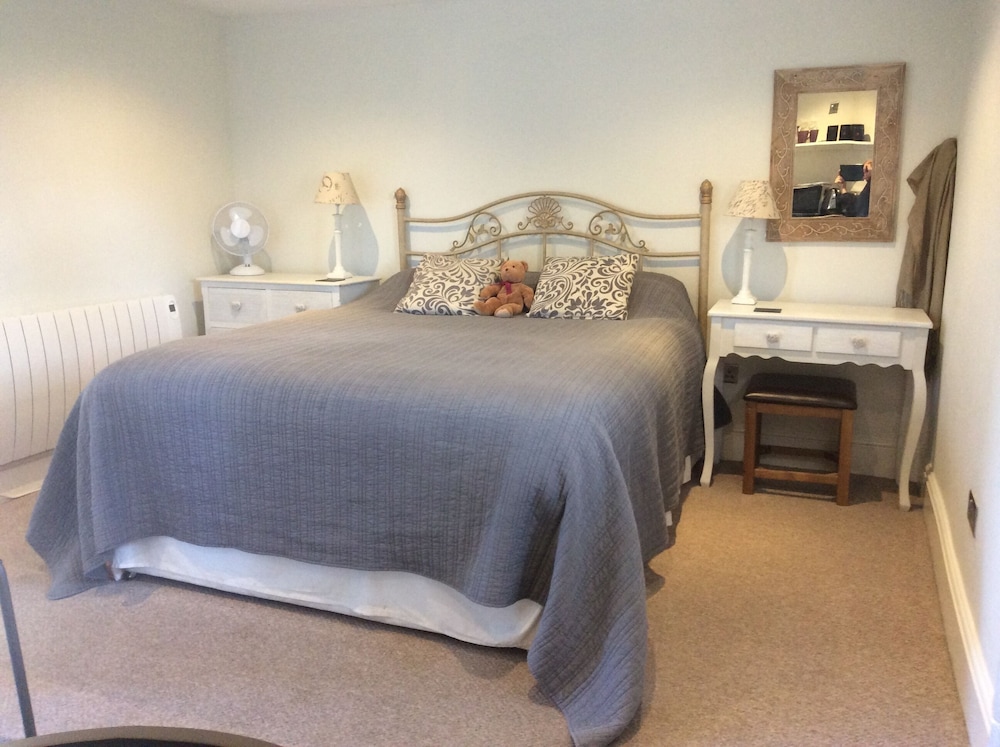 Manor Guest House