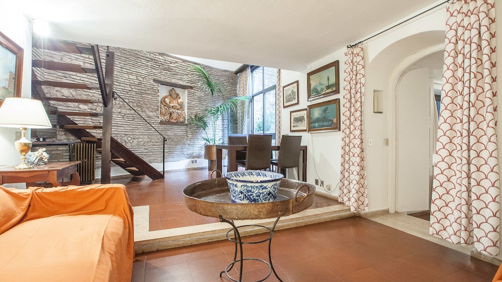 Rental in Rome Pantheon