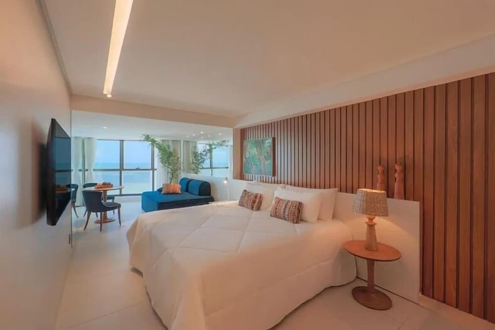 HY Beach Flats