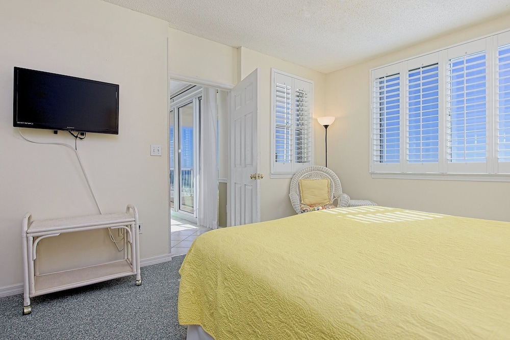 Emerald Key by Southern Vacation Rentals