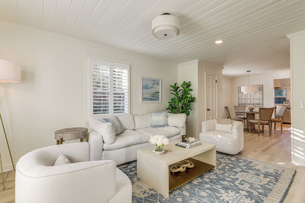 Walk Downtown & Canton Street: Roswell Retreat!