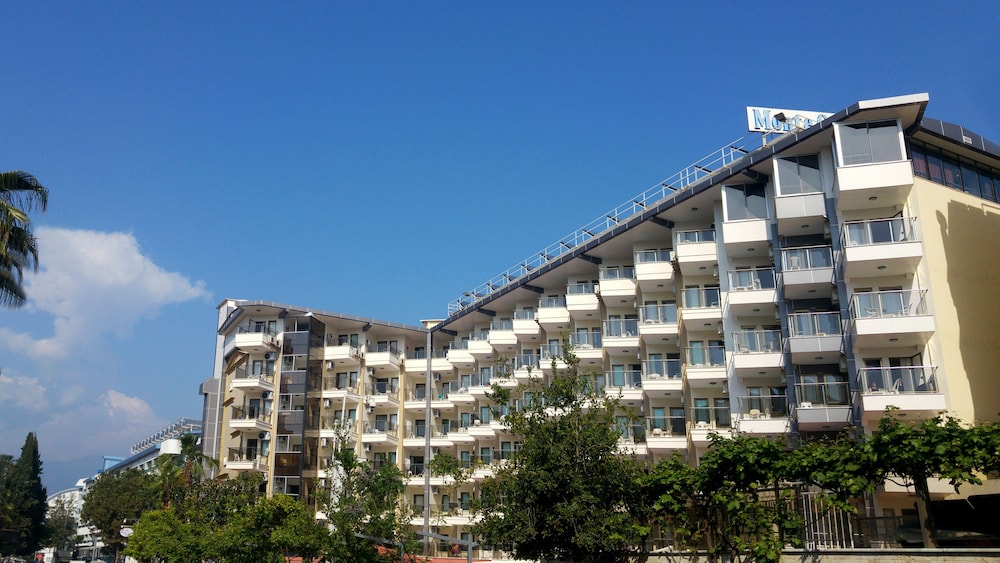 Monte Carlo Hotel - All Inclusive