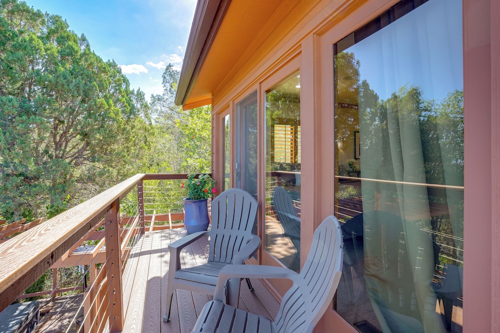 Prescott Vacations - Picturesque Prescott Home w/ Mtn Views Hot Tub - Property Image 12