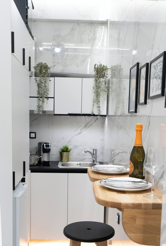 Koukaki Golden Lofts