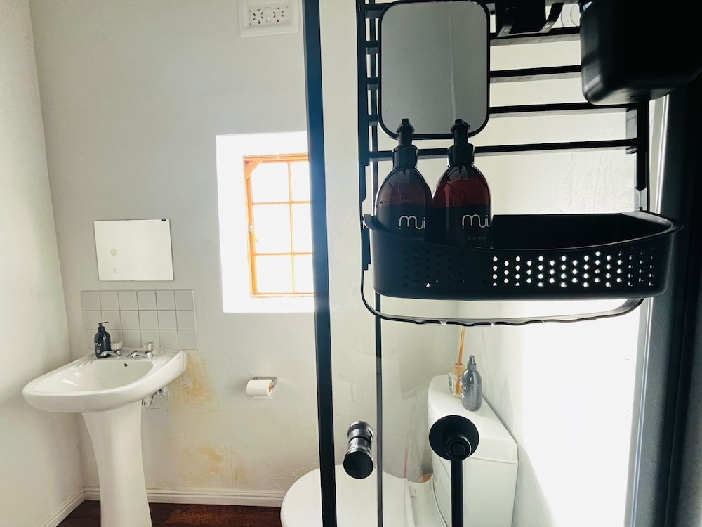 BIM Backpackers In Muizenberg