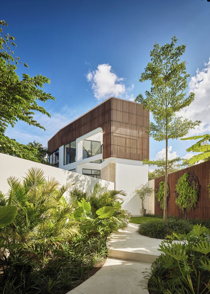 The River Villa by BREIG