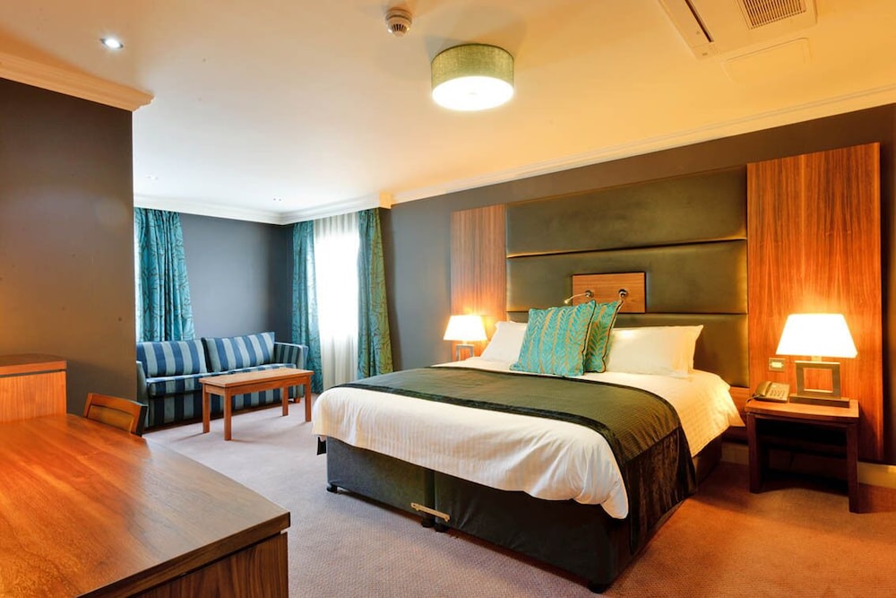Hotel Rox Hotel Aberdeen by Compass Hospitality - Image 1