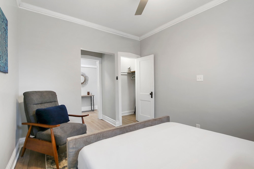 Radiant 2BR - Springfield 04-2