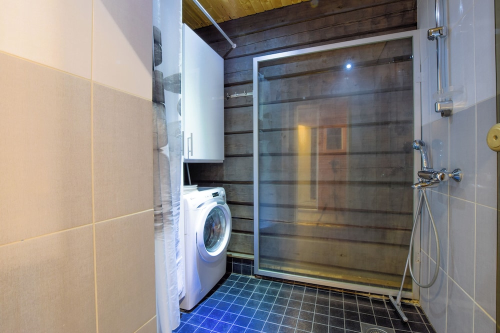 Comfy Cabin in Tahko with Hot Tub. Private Sauna