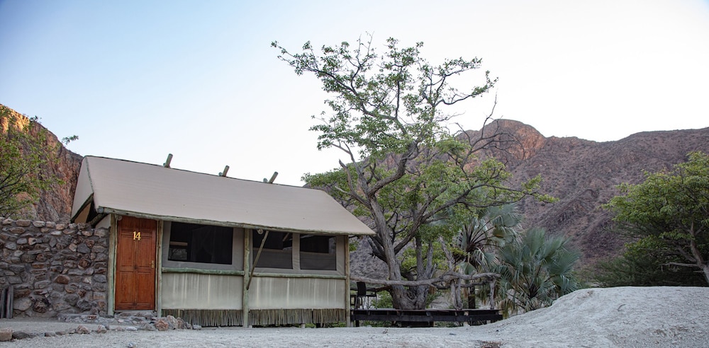 Khowarib Lodge