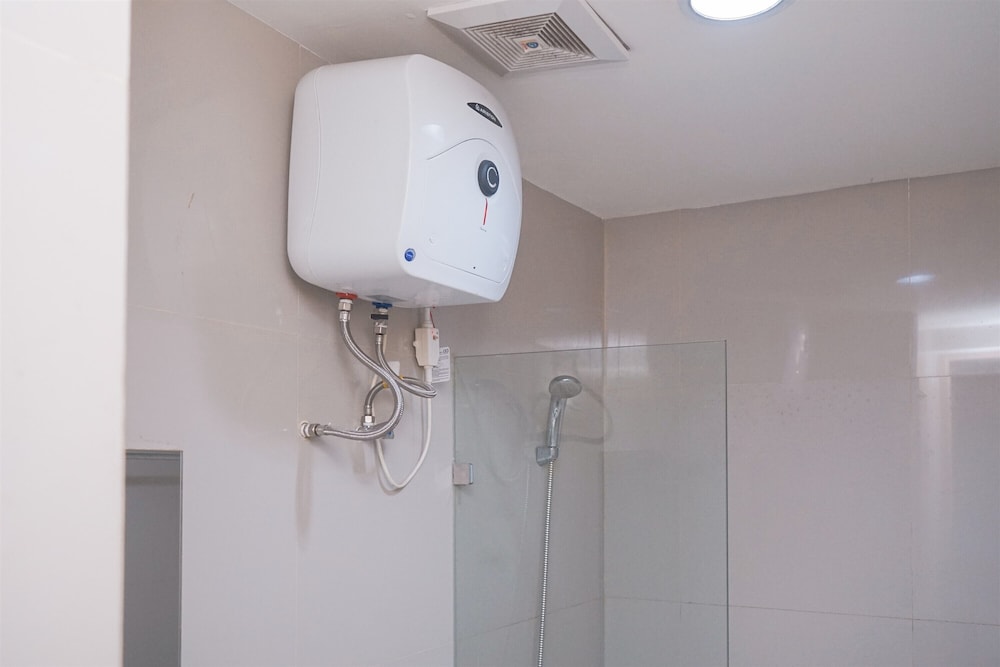 Modern Look And Homey 2Br Apartment Tree Park City Bsd