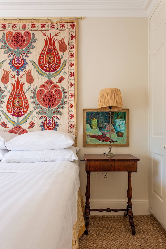 Brunswick Gardens II by Onefinestay