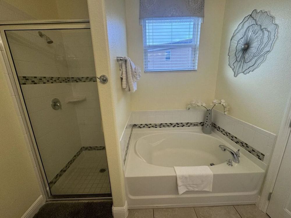 Solterra 6Br Retreat W/ Lazy River & Water Slide