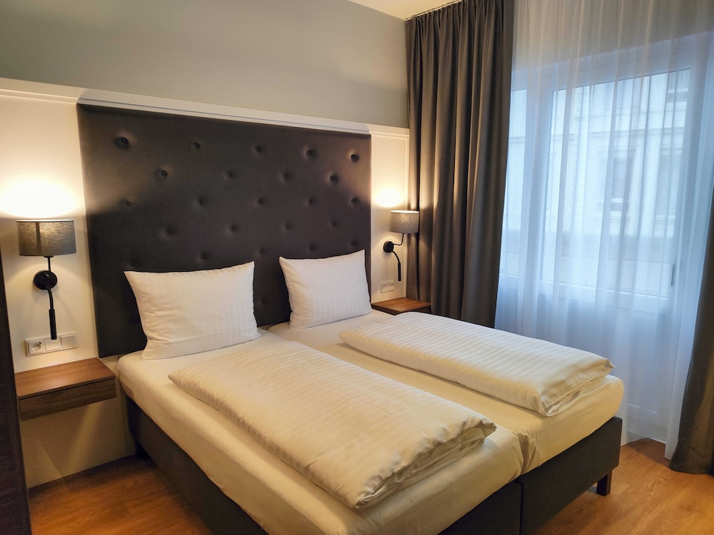 Signature Hotel Skarv - Property Image 34