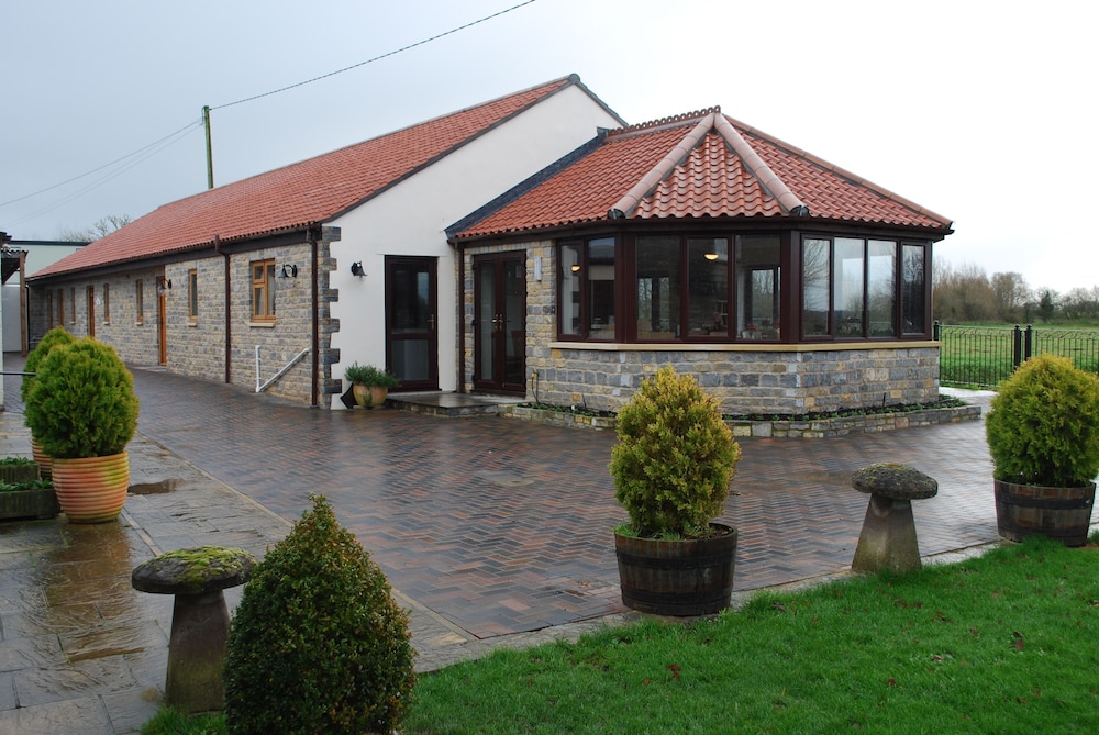 Double-gate Farm