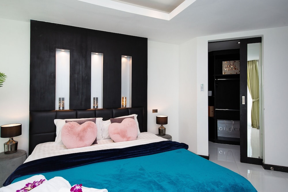 Hollywood Pool Villa Jomtien Pattaya