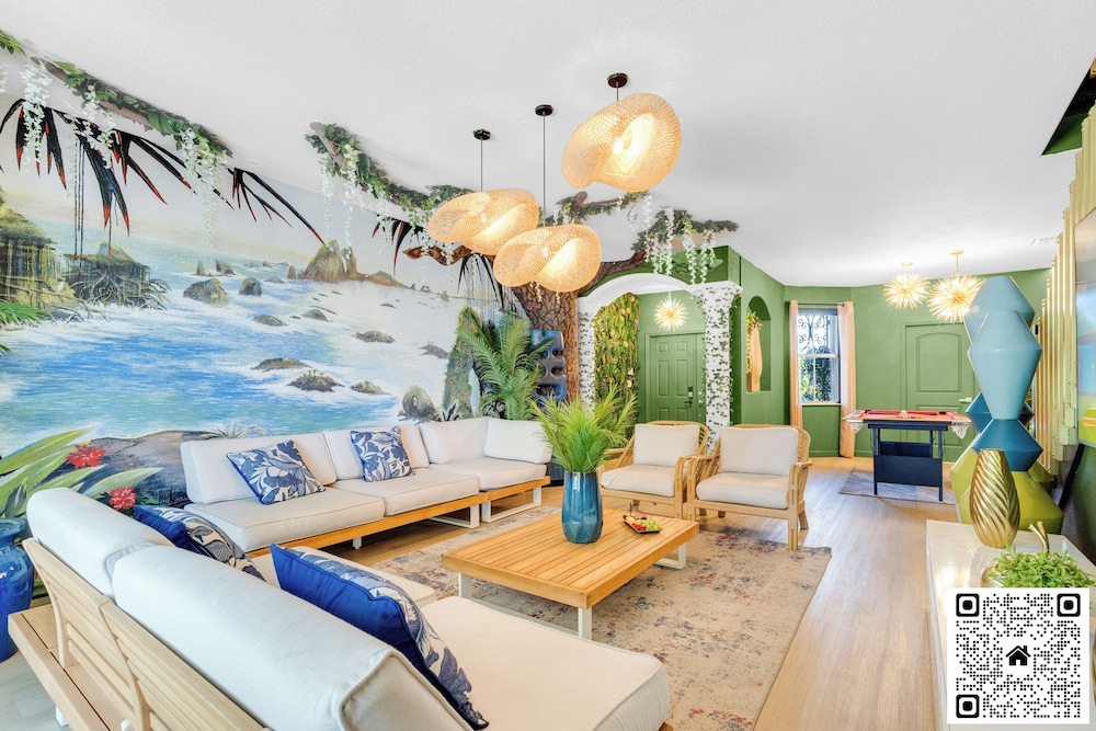 Ethereal Oasis Miami - Heated Pool Spa & Cinema - Prime for Groups