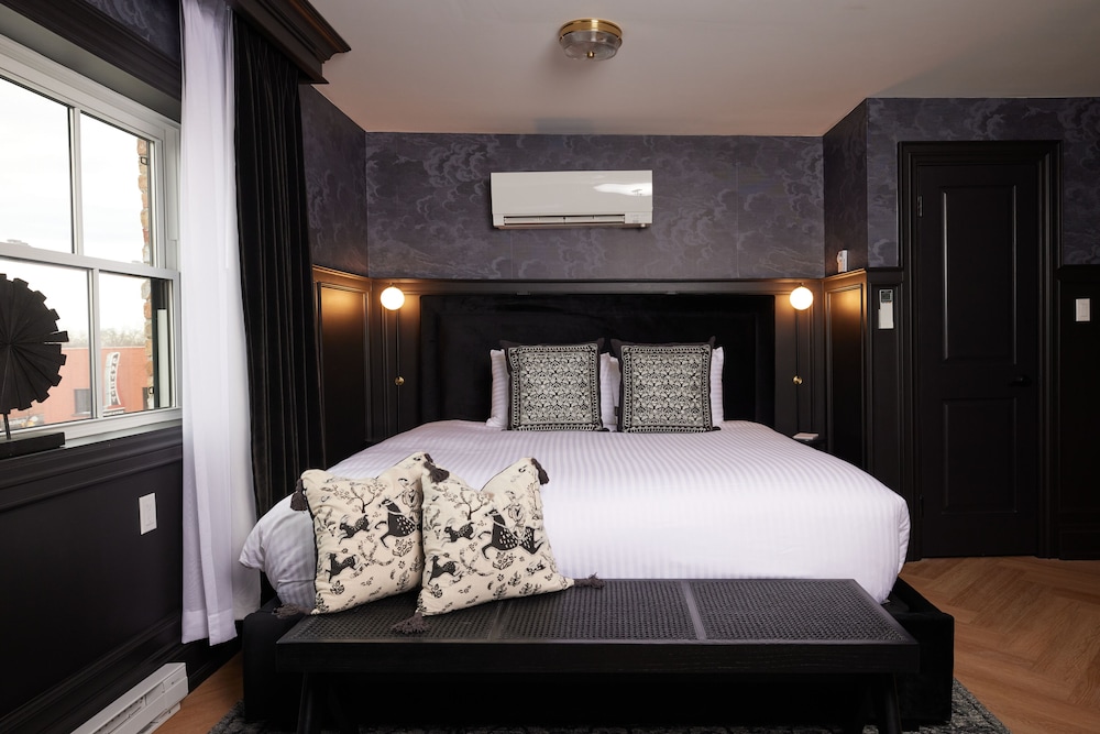 The Dorchester Hotel 4