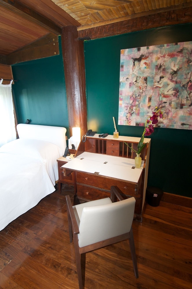 TuAkAzA Exclusive Boutique Lodge