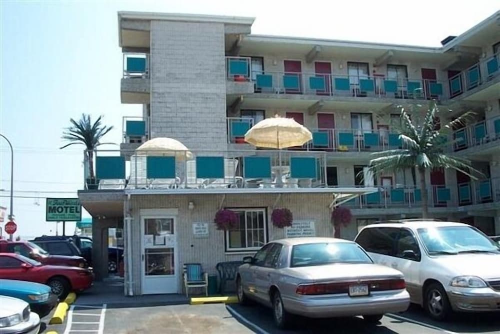 Four Winds Motel