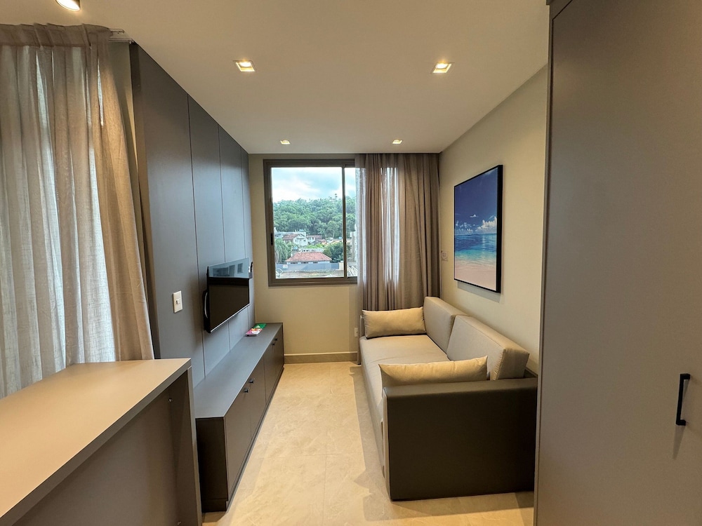 Elegance Residence