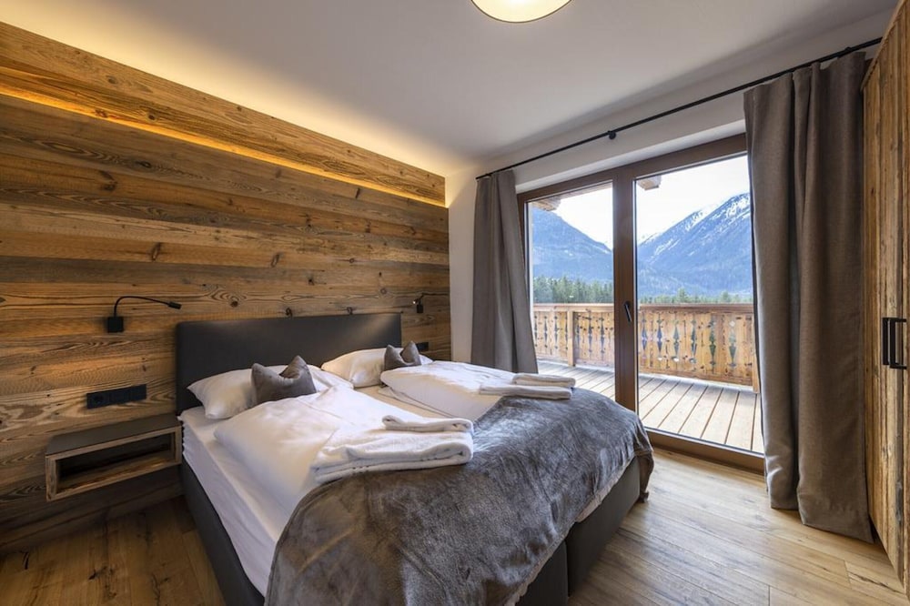 Chalet in Neukirchen 100 m ski Lift
