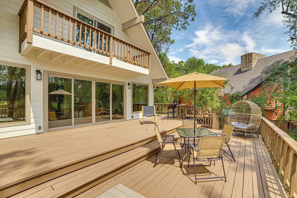 Private Dock: Waterfront Cedar Creek Lake Home