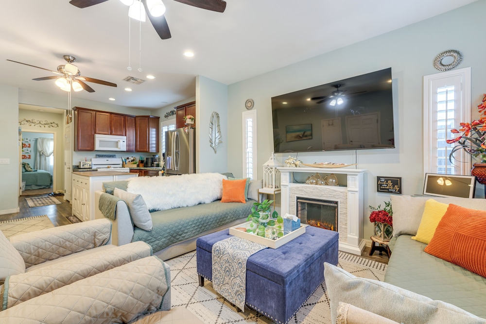 6 Mi to Dtwn Tempe: Pet-friendly Retreat w/ Yard!, photo 4