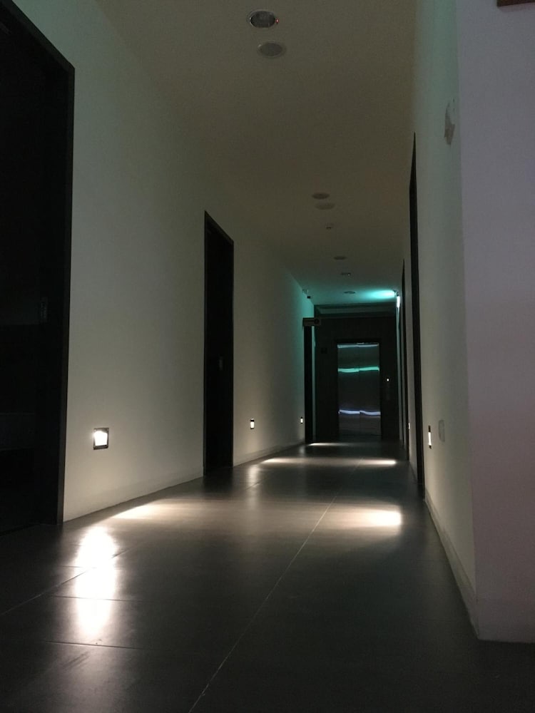 Travelers Plus - Hostel view 4