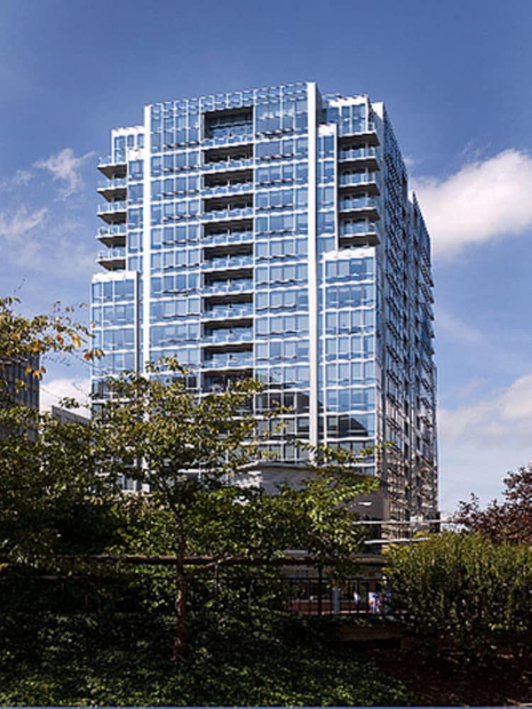 Bluebird Suites near National Airport