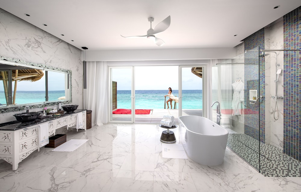 Emerald Maldives Resort & Spa - All Inclusive