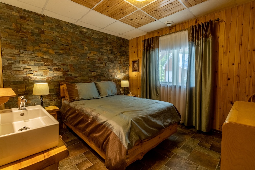 Les Chalets Tourisma - Le Chasse-Galerie-1