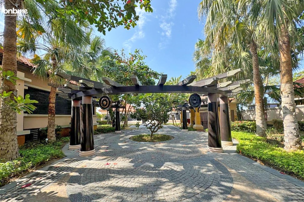 2B-AnantaraSouth-402 by bnbmehomes