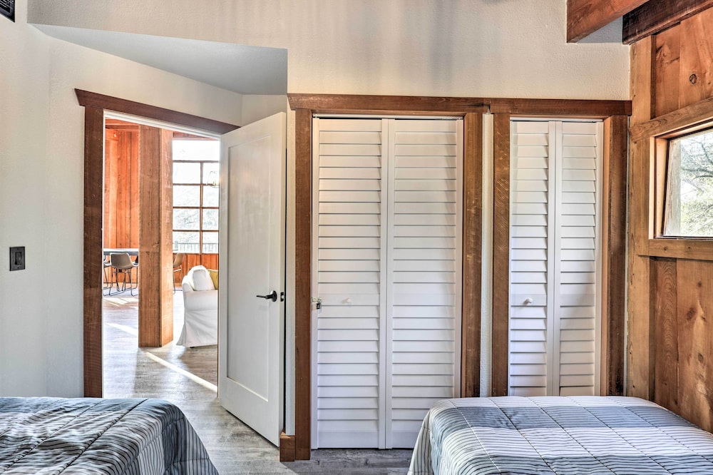 Renovated Fort White Retreat w/ River Access! - Property Image 31