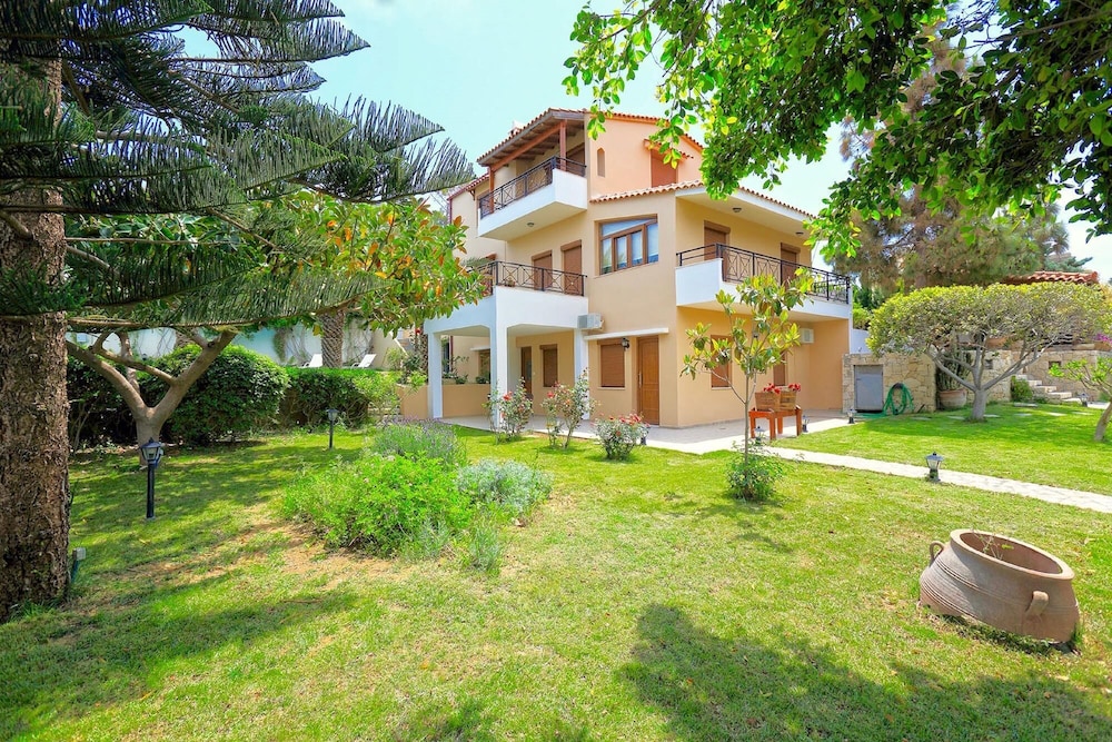Villa Karteros With Private Swimming Pool view 5