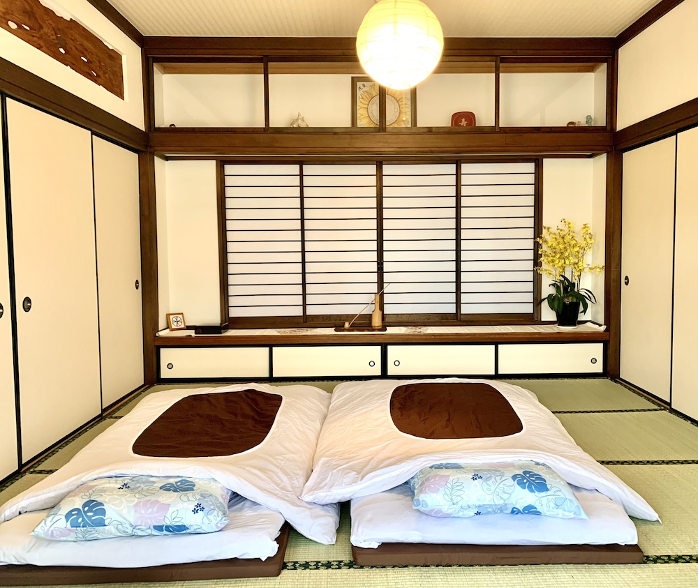 Mitsuba House view 4