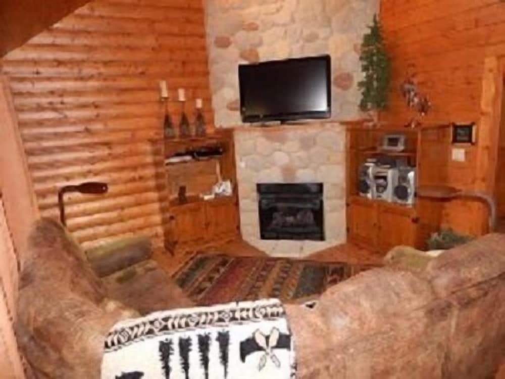 Bear Lodge