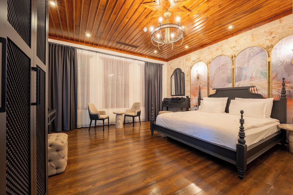 Belmondo Süitler - Image 28