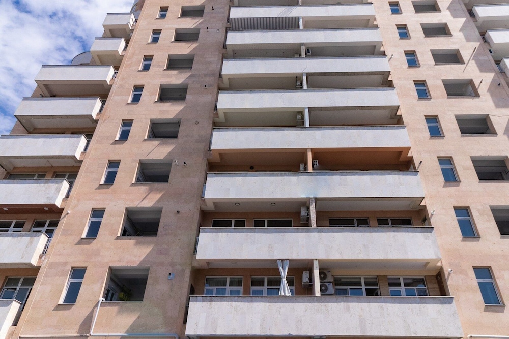 Stay Inn next to Dalma Mall