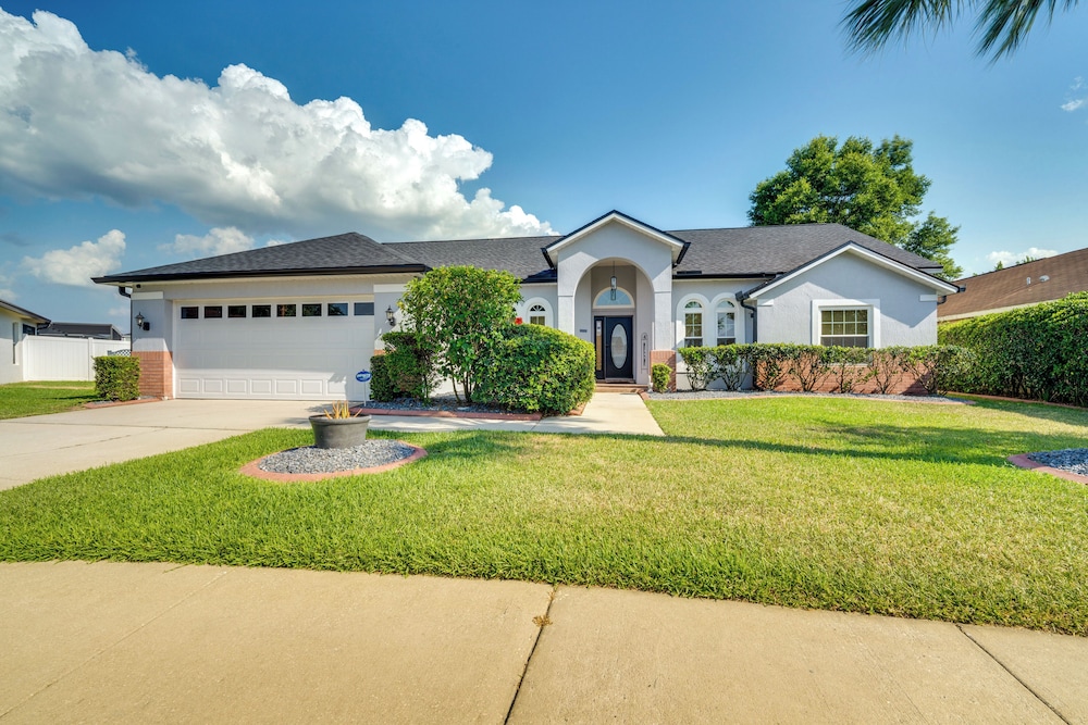 12 Mi to Disney: Home w/ Pool & Spa in Clermont view 5