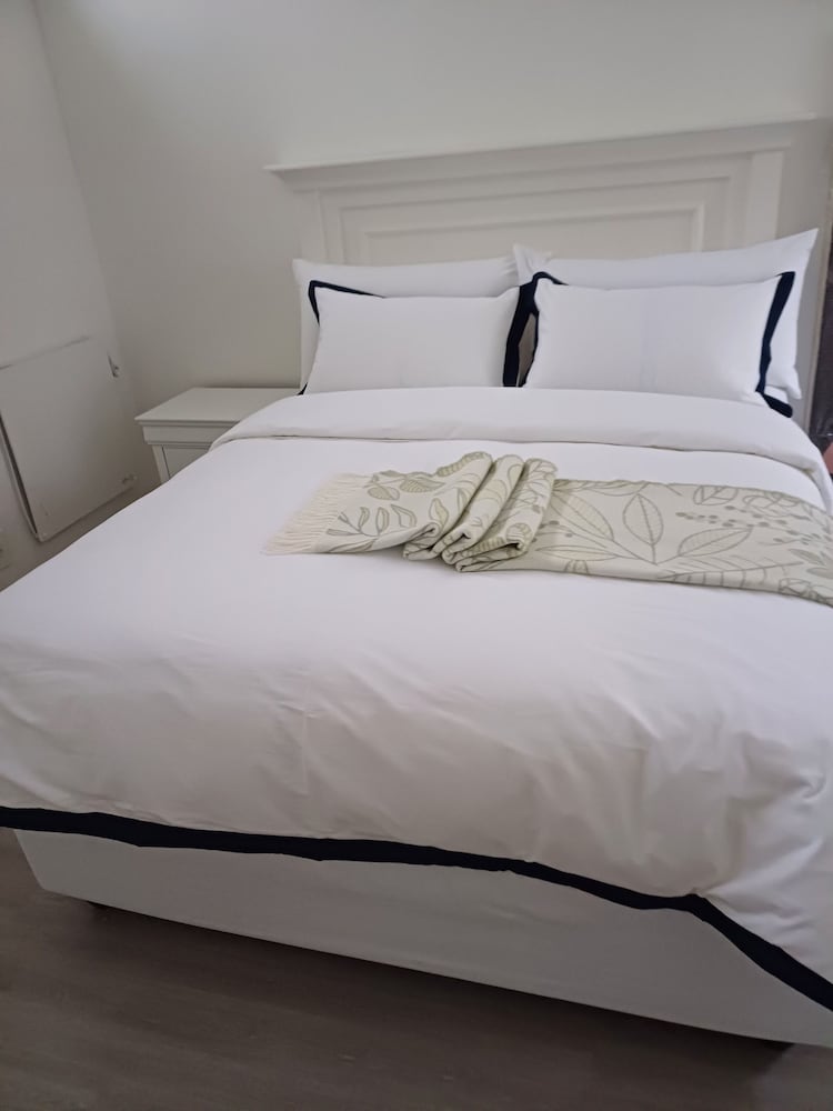 Cosy 2 Bedroom Apartment in a Prominent Area of East London Nahoon