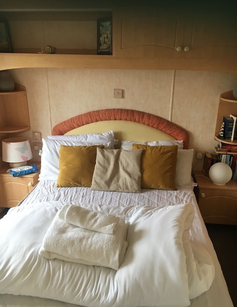 Lovley Sea Viev 2 Bedroom Caravan in Clarach Bay