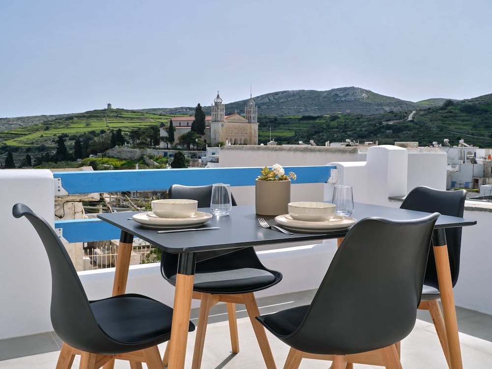 Lefkes Starlight Studio