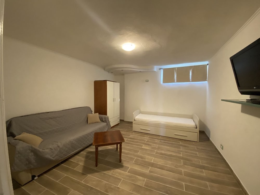 5 Beds With Garden and air Conditioning-rif Pagaps