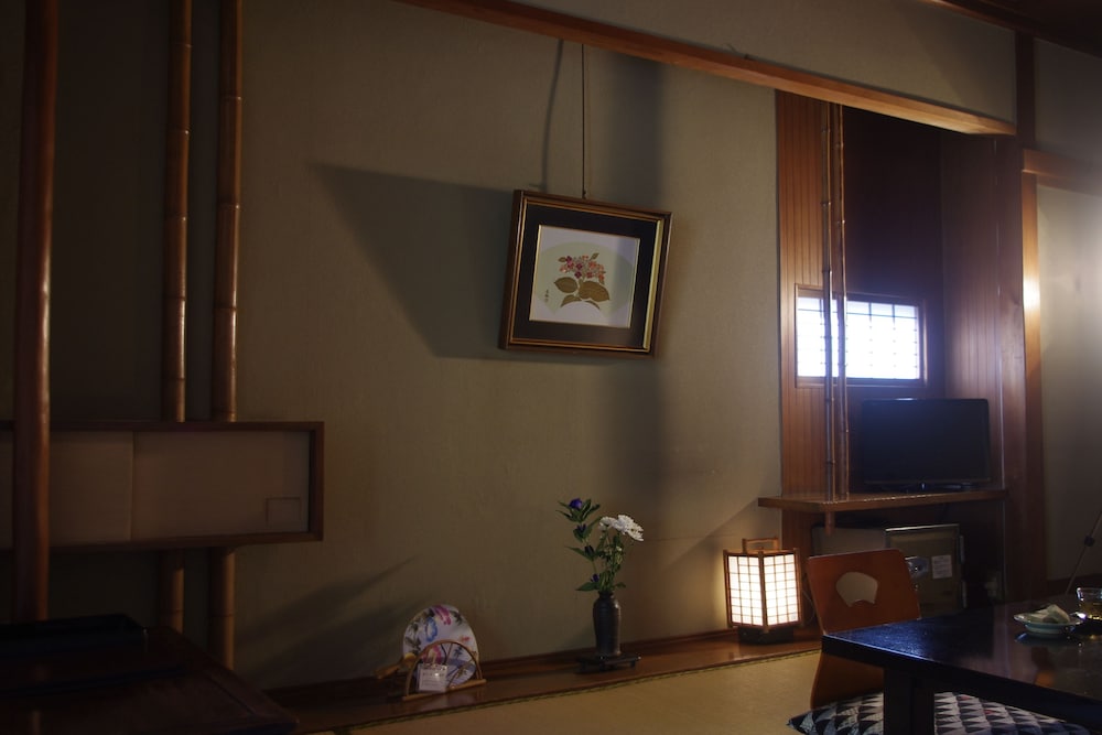 Kobayashiya