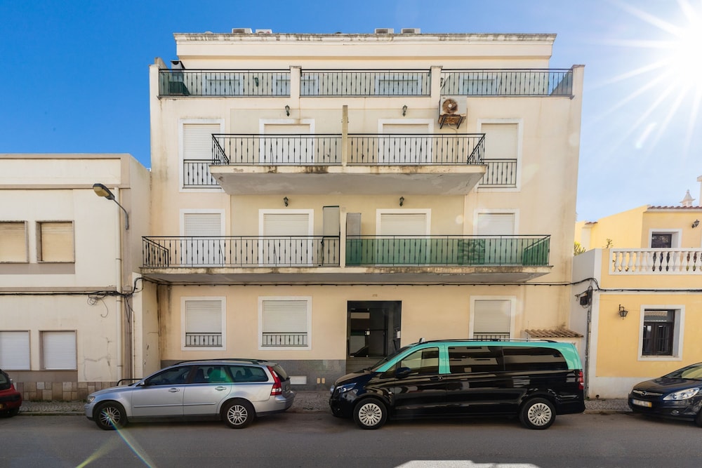 Beach Front View Armacao de Pera Flat
